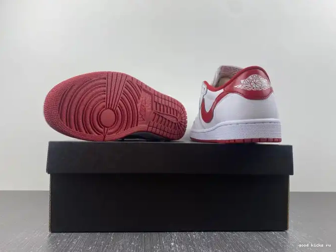White 1 Red Retro Varsity Jordan 705329-101 Low 0606